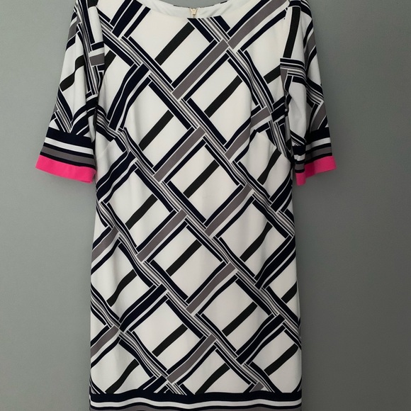 Sheath Dress - Picture 1 of 4